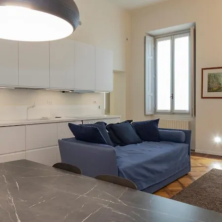 Luxury Apartment Near Duomo Italia 38 Milan Exterior photo